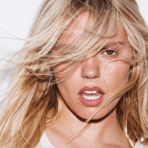 Reneé_Rapp_–_Bite_Me_(album_cover).png